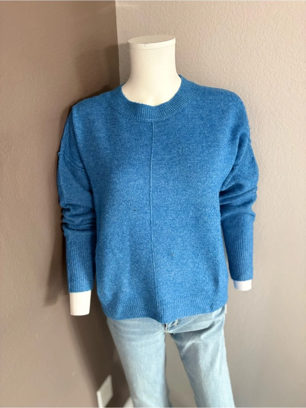 Vince Camuto Blue Crewneck Sweater